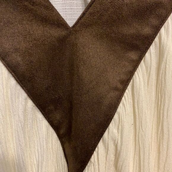 Virgin Only designed in Los Angeles cold shoulder dress w/V-neck front/back NWT - Picture 4 of 10